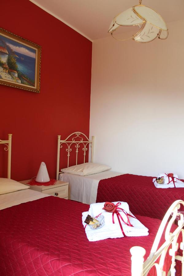B&B Rosy Gallo Castelsaraceno Exterior photo
